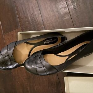 EUC! Naturalizer Black flat